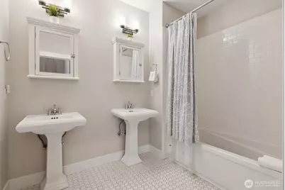 211 Market Street, Pacific Beach, WA 98571 - Photo 14