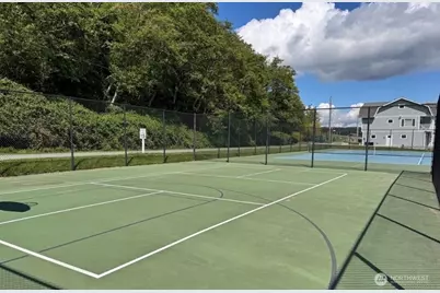 8042 Island Court, Clinton, WA 98236 - Photo 18