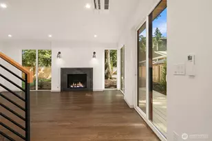 12249 NE 66th St, Kirkland, WA 98033 - Photo 14