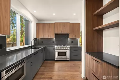 12249 NE 66th Street, Kirkland, WA 98033 - Photo 10