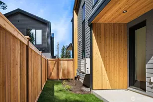 12249 NE 66th St, Kirkland, WA 98033 - Photo 30