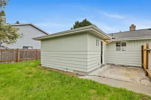 735 F St NE, Auburn, WA 98002 - Photo 28