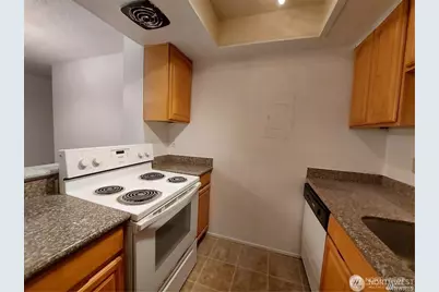 14665 NE 34th Street #B22, Bellevue, WA 98007 - Photo 4