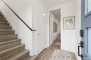 18808 99th Ct NE, Bothell, WA 98011 - Photo 2