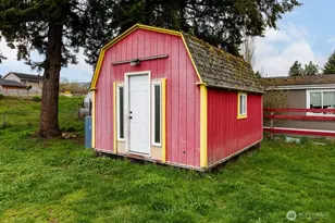 9047 Pepperidge Ln SE, Yelm, WA 98597 - Photo 24