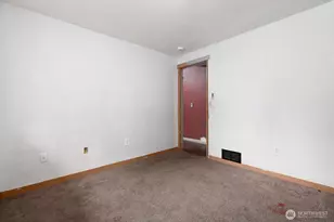 9047 Pepperidge Ln SE, Yelm, WA 98597 - Photo 14