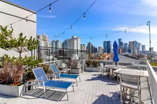 76 Cedar St, Seattle, WA 98121 - Photo 18