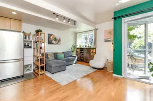 76 Cedar St, Seattle, WA 98121 - Photo 6