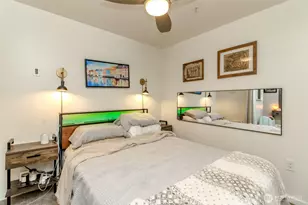 76 Cedar St, Seattle, WA 98121 - Photo 8