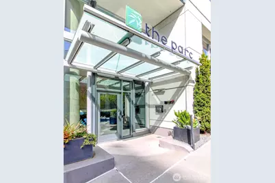 76 Cedar Street #207, Seattle, WA 98121 - Photo 32