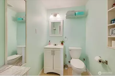 17137 32nd. Avenue NE, Lake Forest Park, WA 98155 - Photo 16