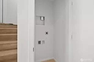 8324 16th Ave NW, Seattle, WA 98117 - Photo 16