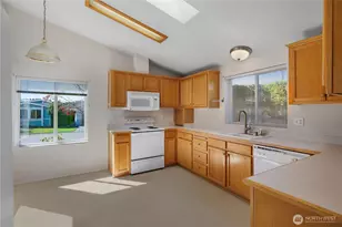 8124 18th Ln SE, Lacey, WA 98503 - Photo 12