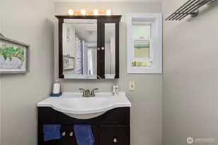 19054 SE 164th St, Renton, WA 98058 - Photo 16