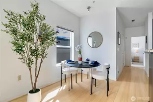 1026 NE 65th St, Seattle, WA 98115 - Photo 8