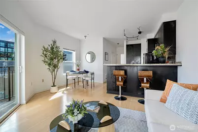 1026 NE 65th Street #418, Seattle, WA 98115 - Photo 4