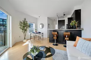 1026 NE 65th St, Seattle, WA 98115 - Photo 4