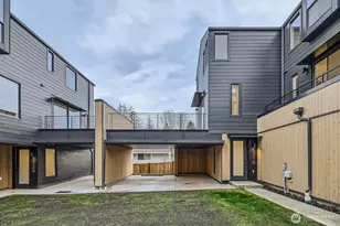 1327 N 185th, Shoreline, WA 98133 - Photo 2