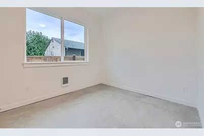 1327 N 185th #C, Shoreline, WA 98133 - Photo 20