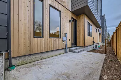 1327 N 185th #C, Shoreline, WA 98133 - Photo 26