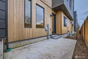 1327 N 185th, Shoreline, WA 98133 - Photo 26