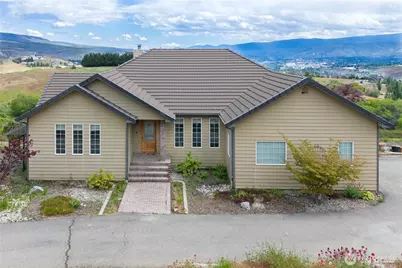 1093 Rue Jolie, Wenatchee, WA 98801 - Photo 2