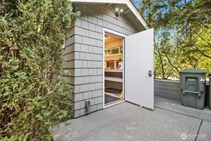 3327 Evergreen Point Rd, Medina, WA 98039 - Photo 34