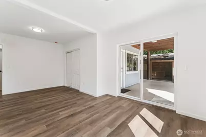 1720 N Wycoff Avenue, Bremerton, WA 98312 - Photo 4