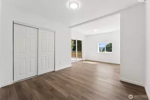 1720 N Wycoff Ave, Bremerton, WA 98312 - Photo 2