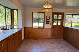 6255 Turkey Hill Rd, Clinton, WA 98236 - Photo 12