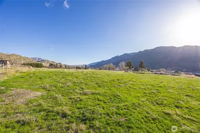 123 Chelan Falls, Chelan Falls, WA 98817 - Photo 12