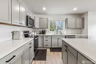 572 Columbia St, Cathlamet, WA 98612 - Photo 10