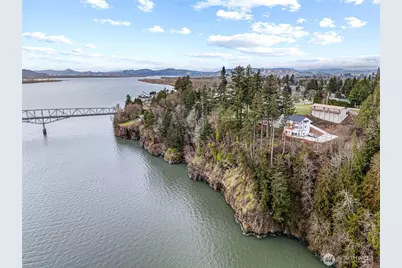 572 Columbia Street, Cathlamet, WA 98612 - Photo 32