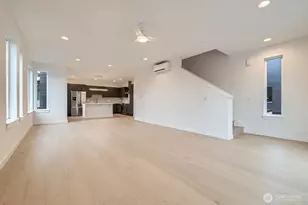 1327 N 185th, Shoreline, WA 98133 - Photo 4