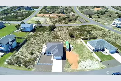 1419 Diamond Head Avenue SW, Ocean Shores, WA 98569 - Photo 6