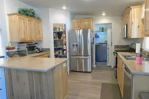 11325 126th St E, Puyallup, WA 98374 - Photo 12