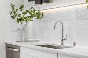 9221 B 14th Ave NW, Seattle, WA 98117 - Photo 18