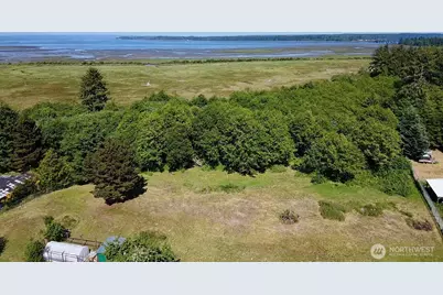 114 E Bayview Lane, Westport, WA 98595 - Photo 2