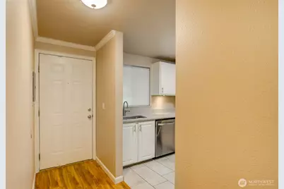 11107 NE 125th Lane #F222, Kirkland, WA 98034 - Photo 8