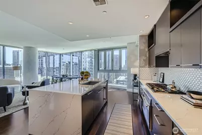 1521 2nd Avenue #2502, Seattle, WA 98101 - Photo 10
