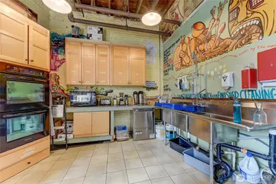 5619 Rainier Avenue S, Seattle, WA 98118 - Photo 12