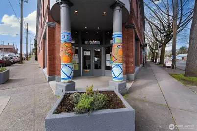5619 Rainier Avenue S, Seattle, WA 98118 - Photo 2
