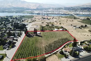 121 35th St NW, East Wenatchee, WA 98802 - Photo 1