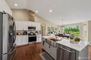 109 View Point Dr, Salkum, WA 98582 - Photo 10