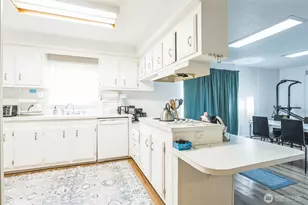 210 37th Ave SE, Auburn, WA 98002 - Photo 10