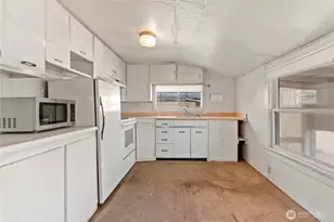 415 Walker St, Wenatchee, WA 98801 - Photo 14