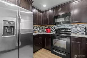 1118 Chestnut Ct, Everett, WA 98201 - Photo 12