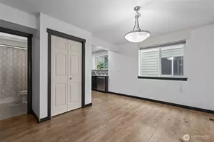 1118 Chestnut Ct, Everett, WA 98201 - Photo 8