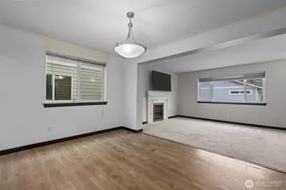 1118 Chestnut Court #18, Everett, WA 98201 - Photo 8