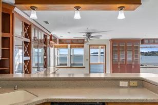 651 SE Bayshore Dr, Oak Harbor, WA 98277 - Photo 12